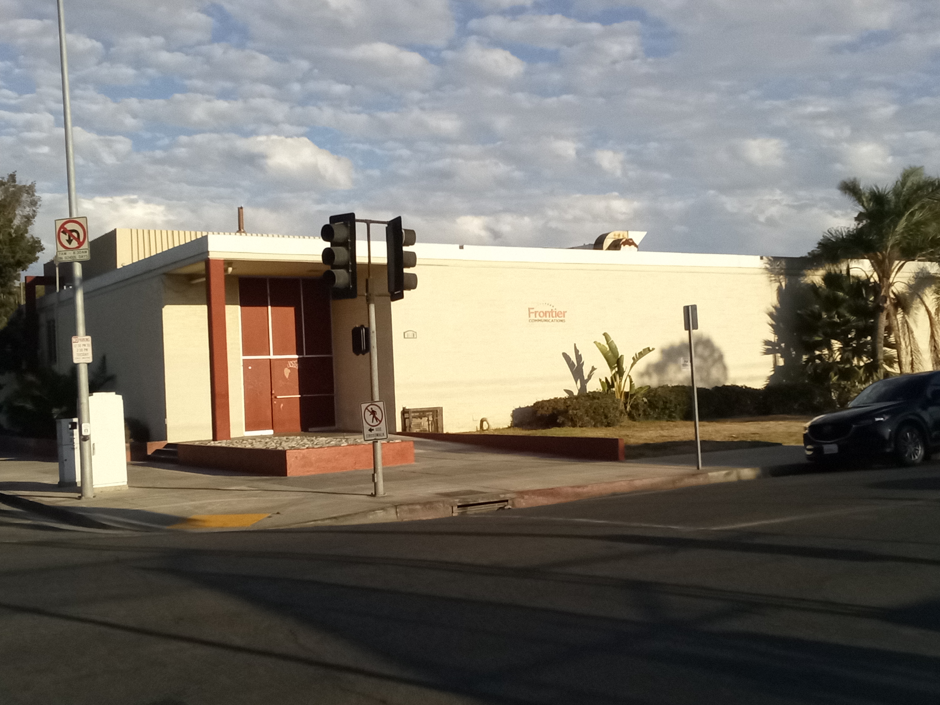 Verizon telephone switch site on MLK Verizon telephone switch site on MLK